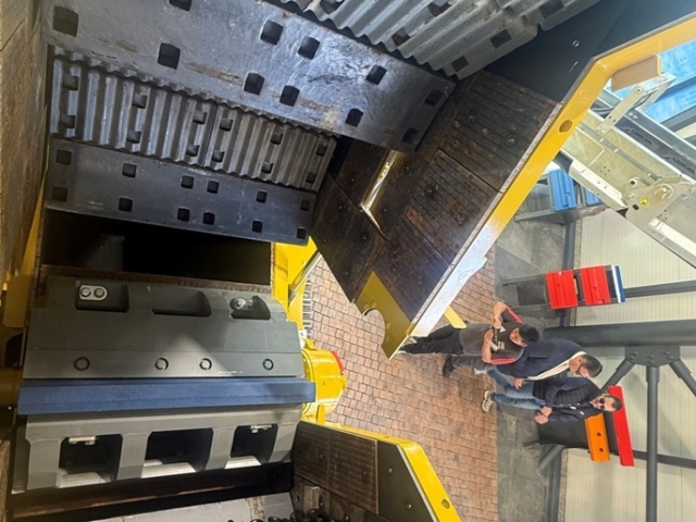 Keestrack R6e slagknuser